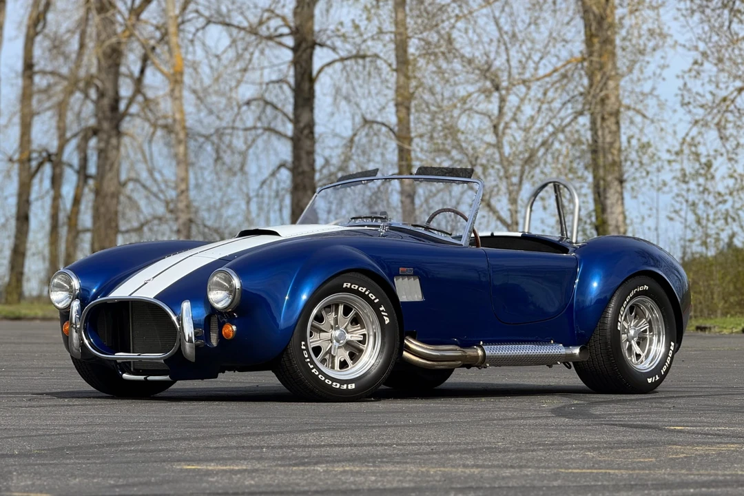 Shelby Cobra Replica - Image 14 of 31
