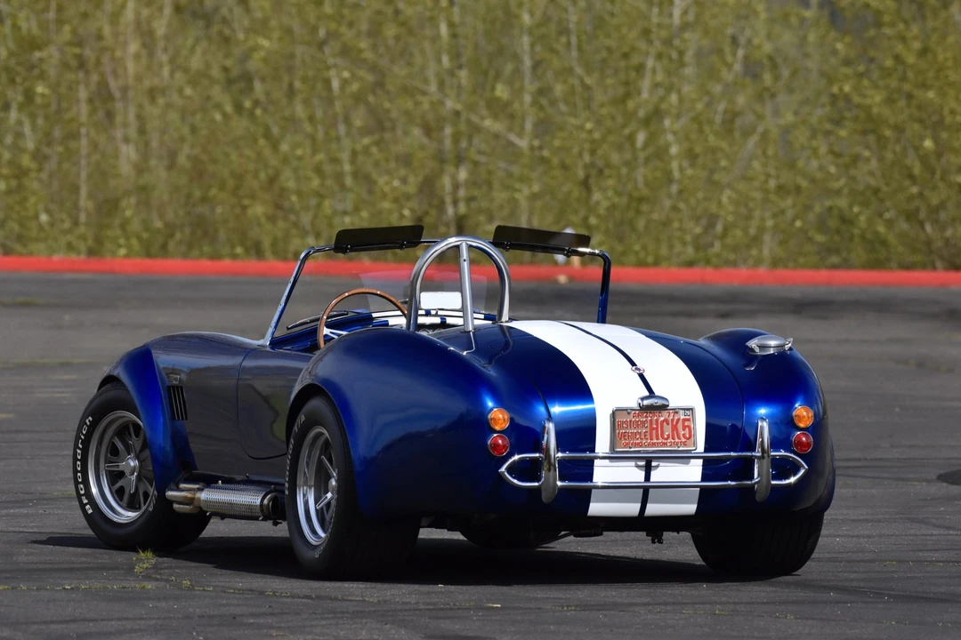 Shelby Cobra Replica - Image 28 of 31
