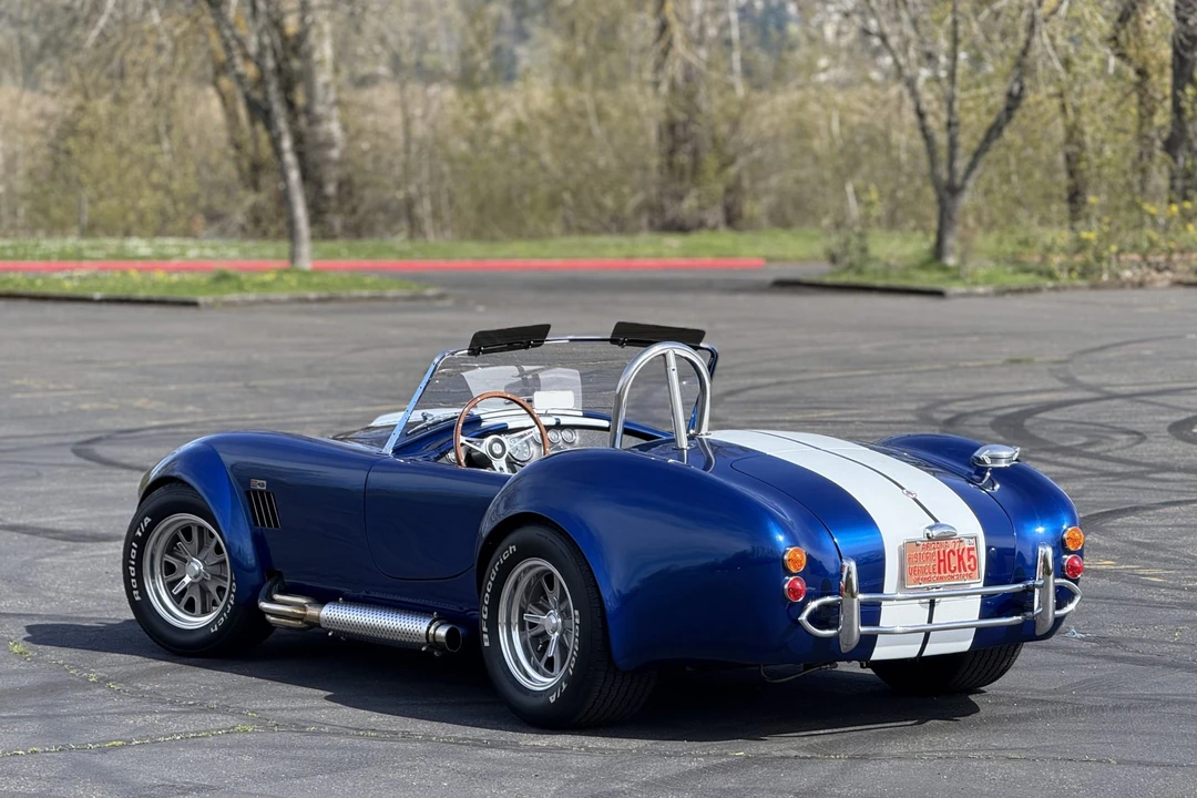 Shelby Cobra Replica - Image 26 of 31