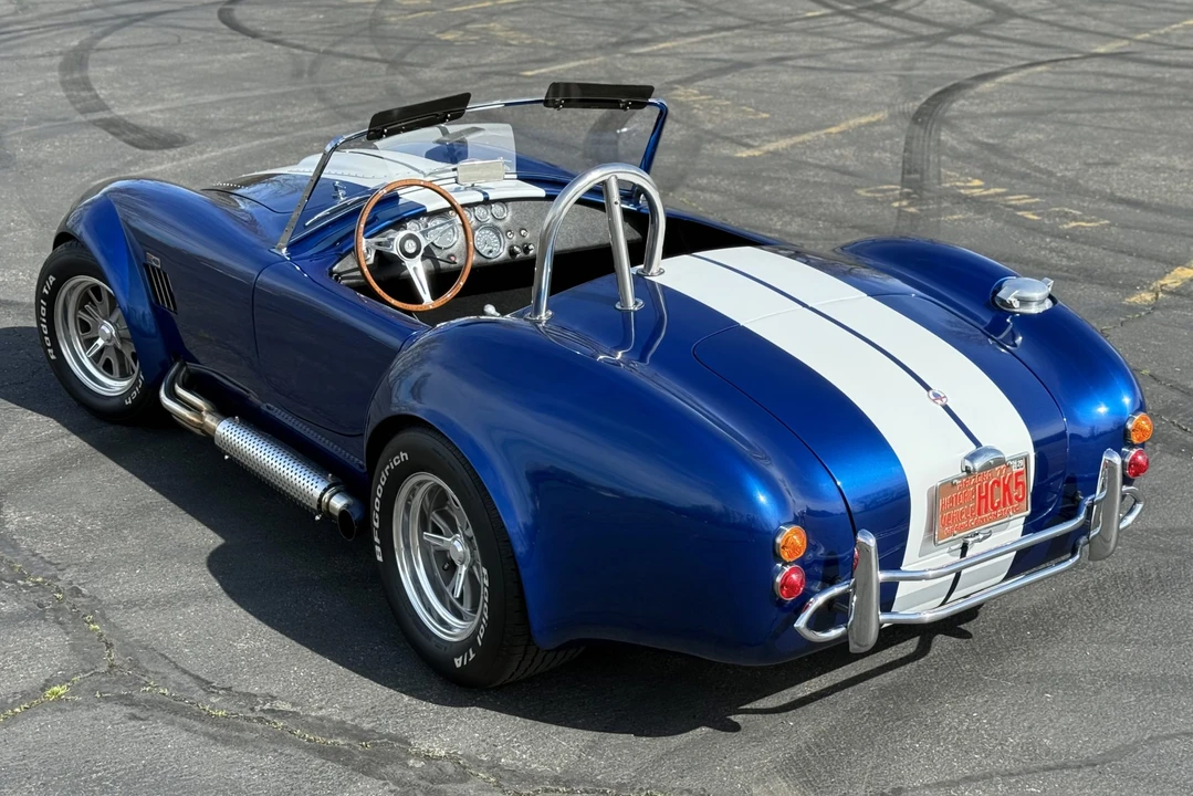 Shelby Cobra Replica - Image 27 of 31
