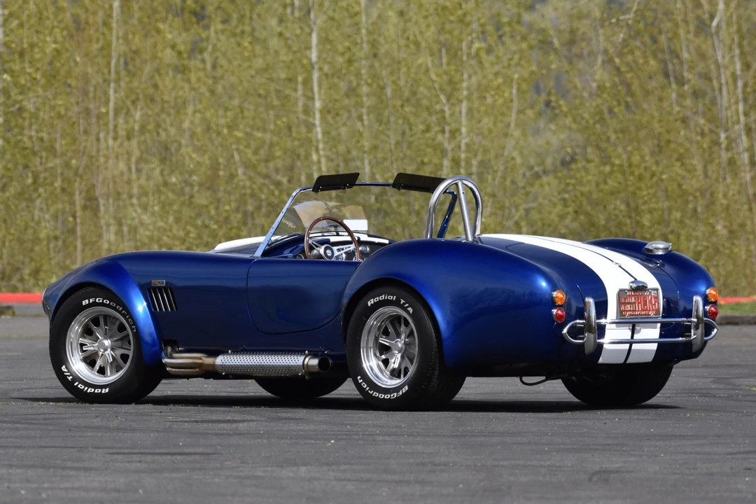Shelby Cobra Replica - Image 22 of 31