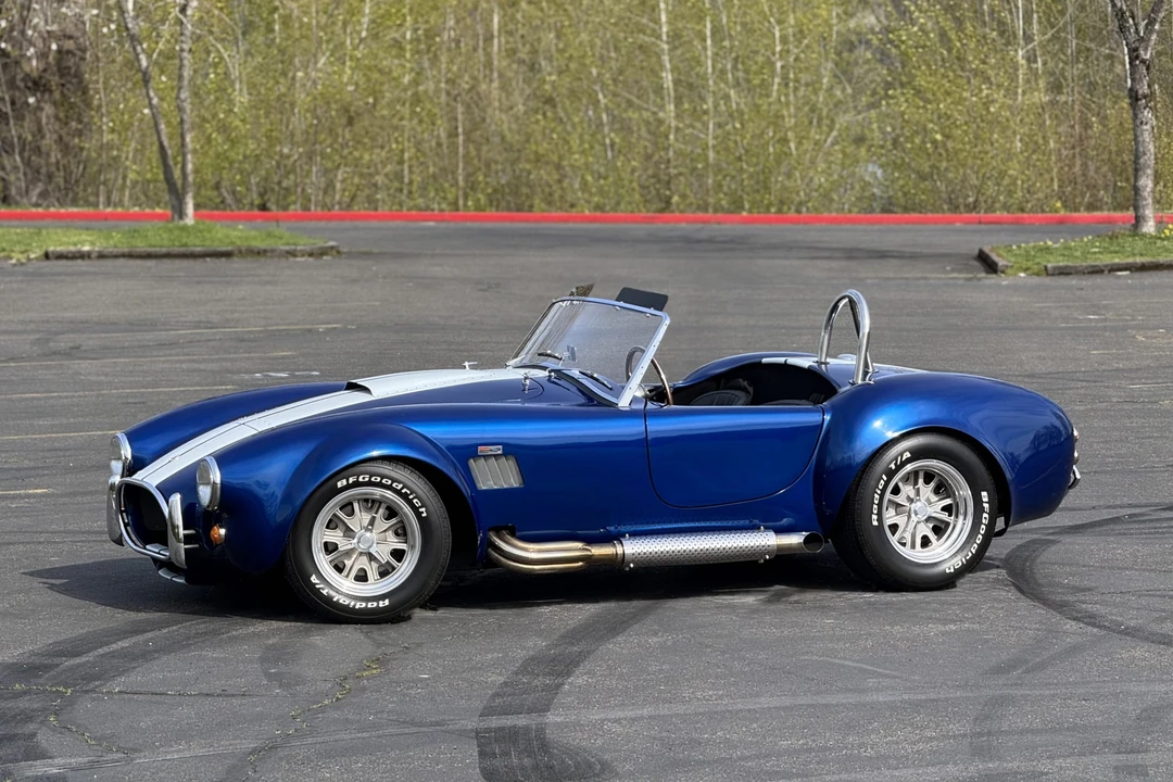 Shelby Cobra Replica - Image 18 of 31