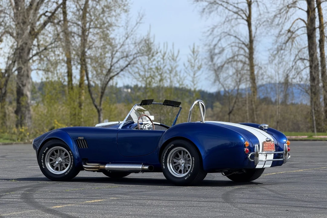 Shelby Cobra Replica - Image 24 of 31