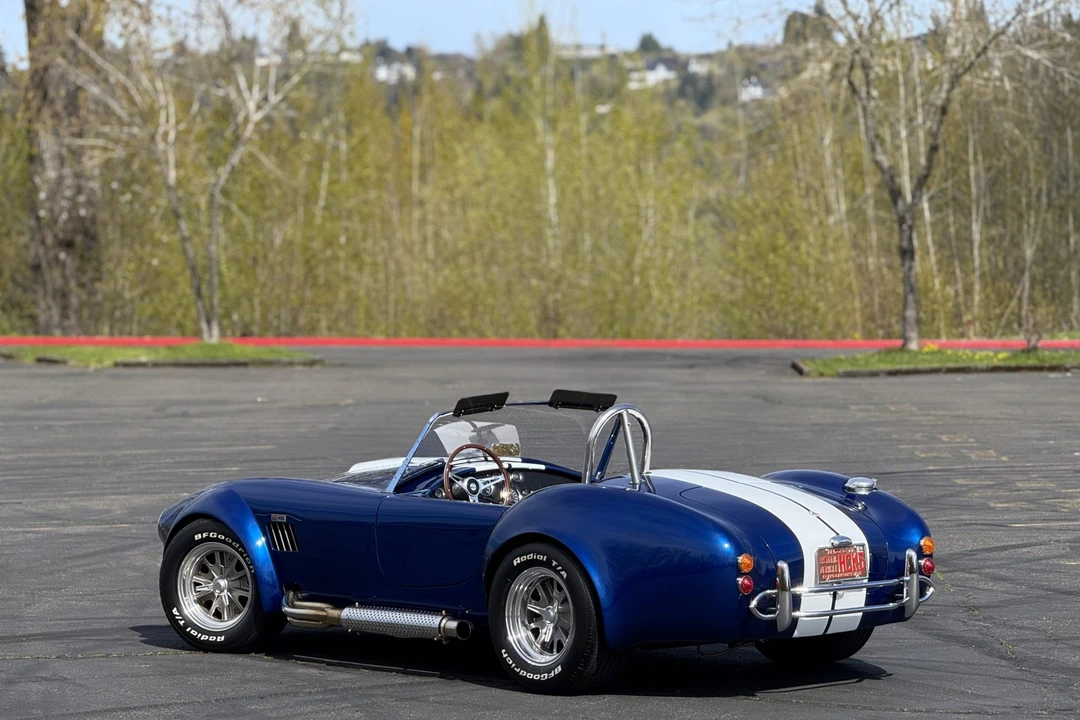 Shelby Cobra Replica - Image 23 of 31