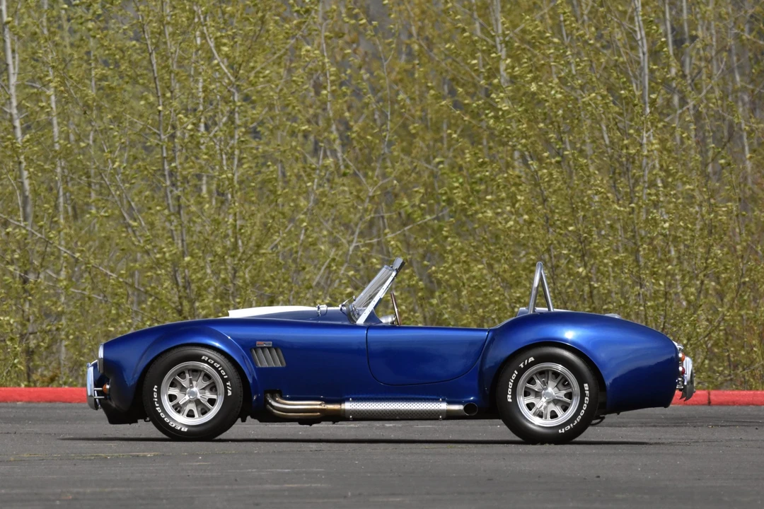 Shelby Cobra Replica - Image 21 of 31