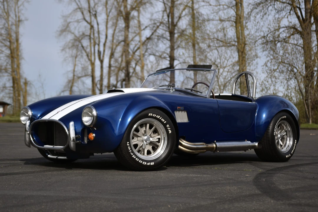 Shelby Cobra Replica - Image 11 of 31