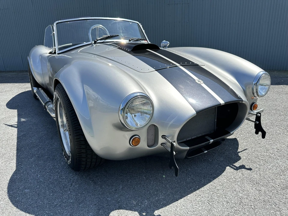 Shelby Cobra Replica - Image 10 of 31
