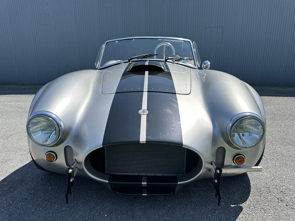 Shelby Cobra Replica - Image 6 of 31
