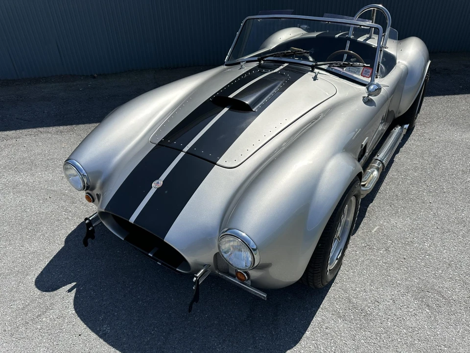Shelby Cobra Replica - Image 5 of 31
