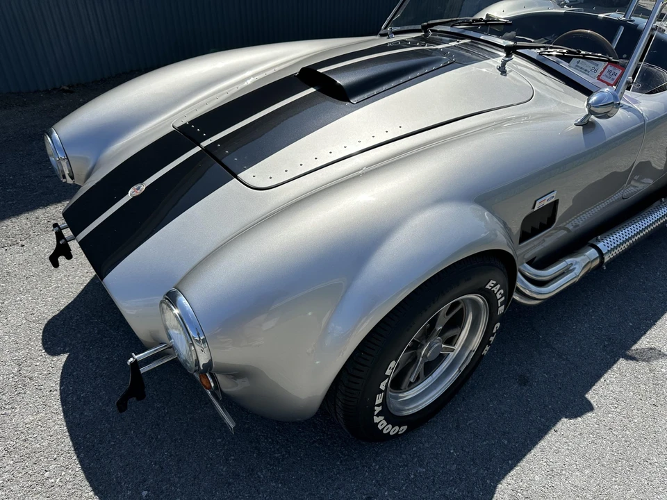 Shelby Cobra Replica - Image 28 of 31