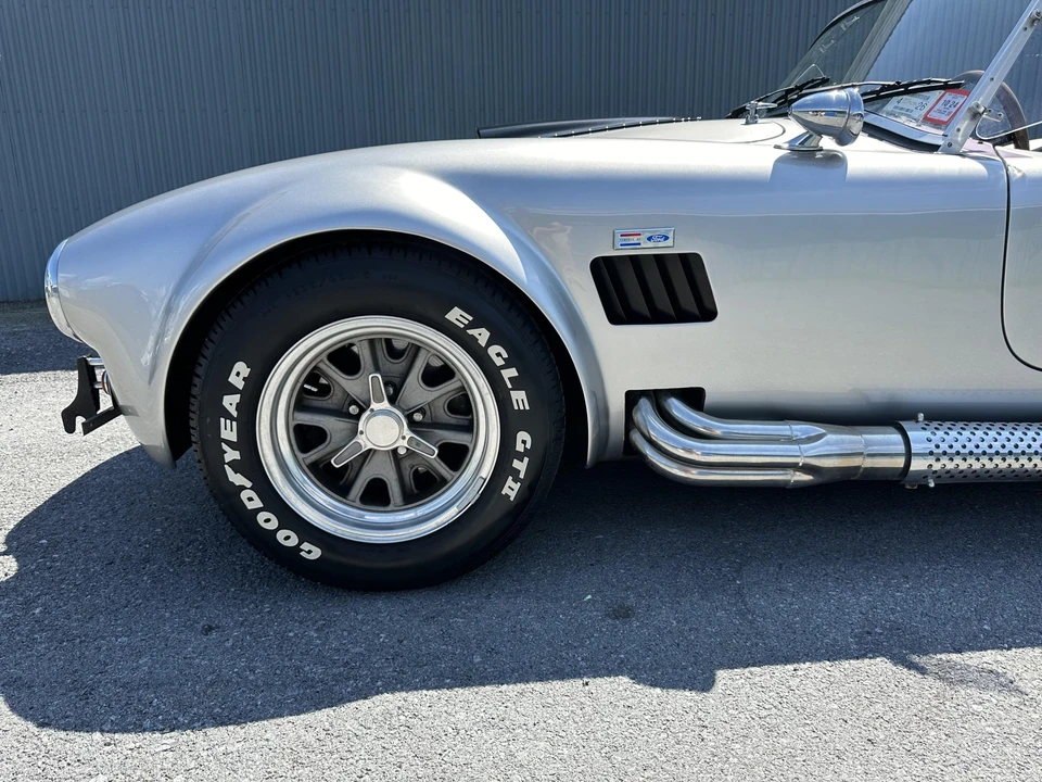 Shelby Cobra Replica - Image 26 of 31
