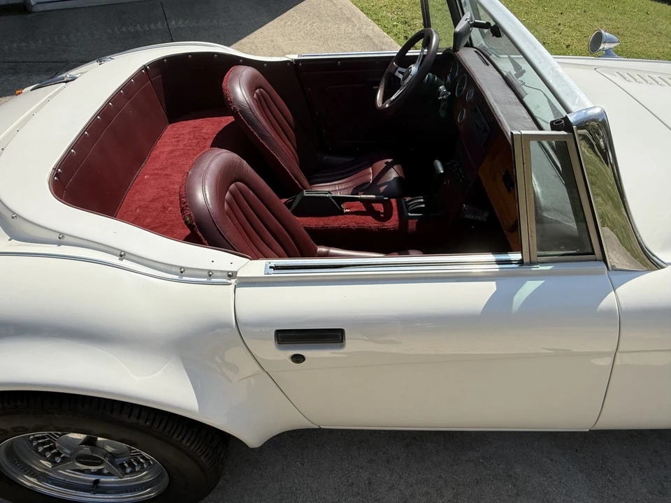 Chrysler Sebring - Image 31 of 31