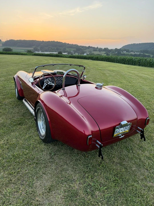 Shelby Cobra Replica - Image 8 of 31
