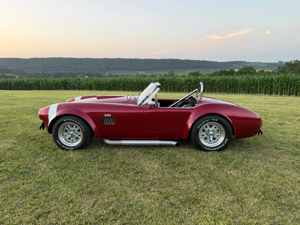 Shelby Cobra Replica - Image 6 of 31