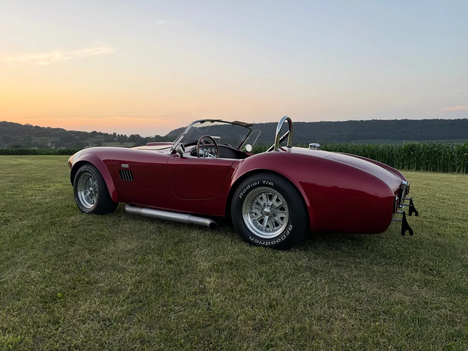 Shelby Cobra Replica - Image 7 of 31