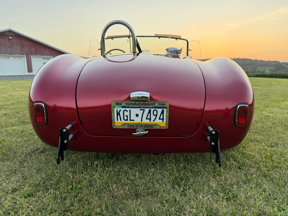 Shelby Cobra Replica - Image 10 of 31