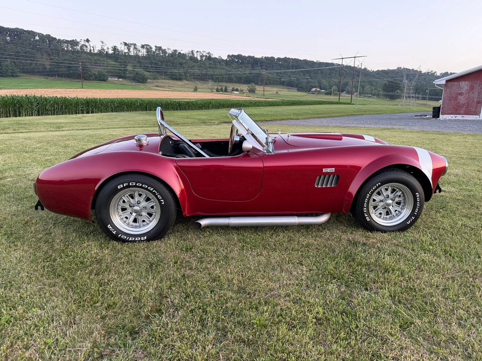 Shelby Cobra Replica - Image 15 of 31