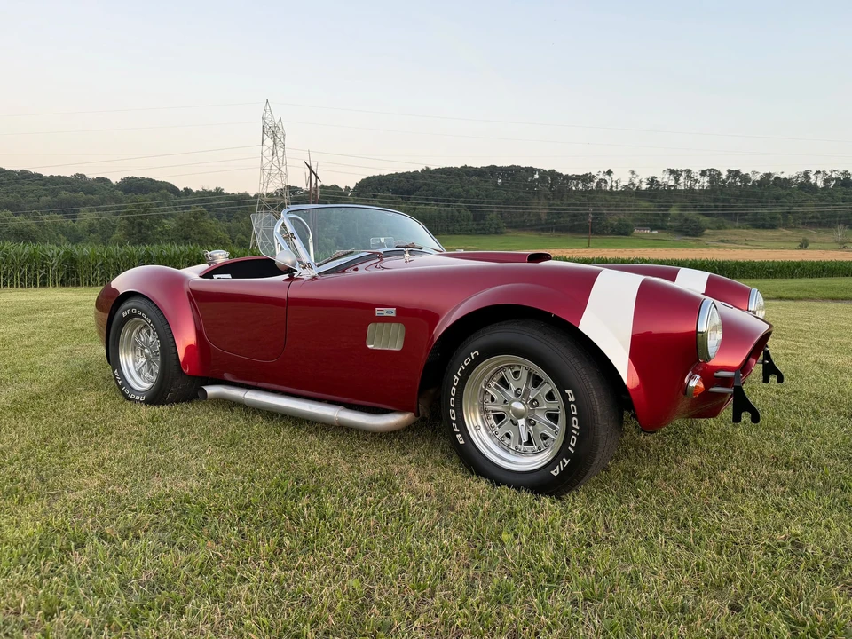 Shelby Cobra Replica - Image 16 of 31