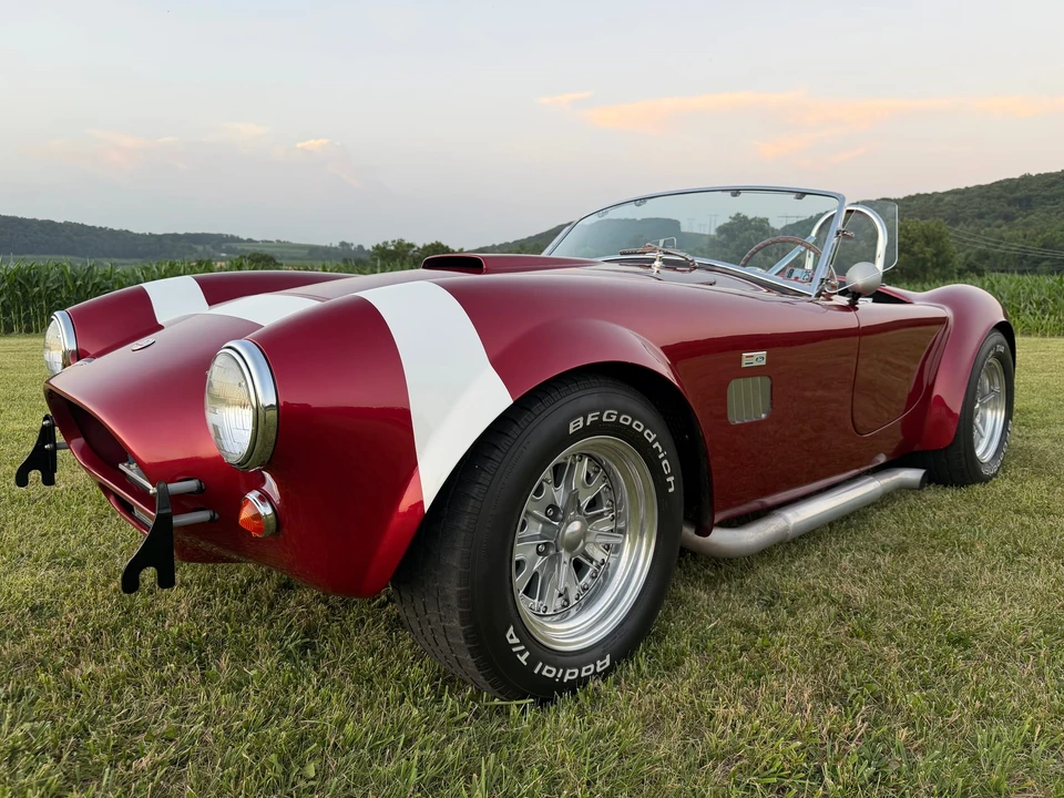 Shelby Cobra Replica - Image 3 of 31