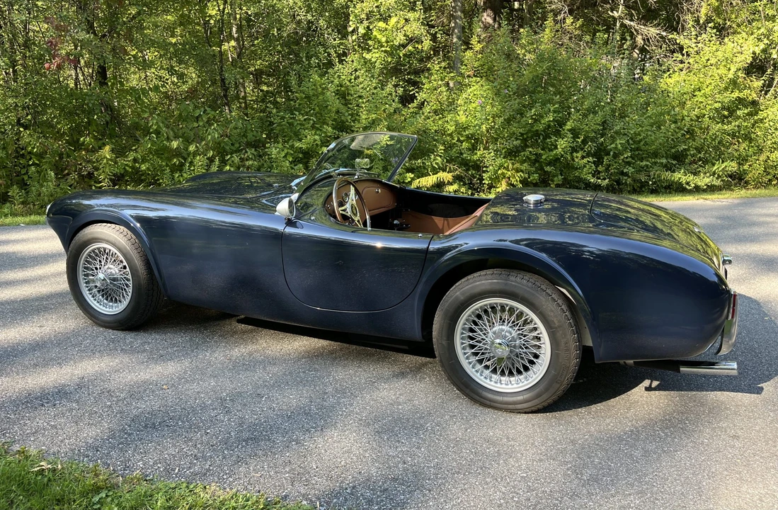 Shelby Cobra Replica - Image 17 of 31