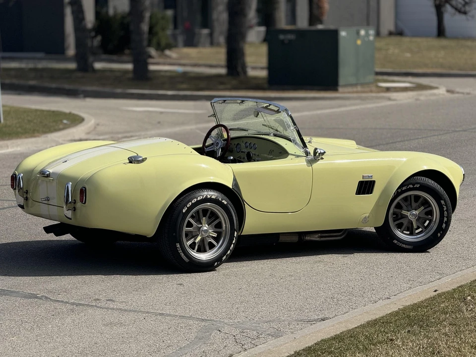 Shelby Cobra Replica - Image 7 of 31