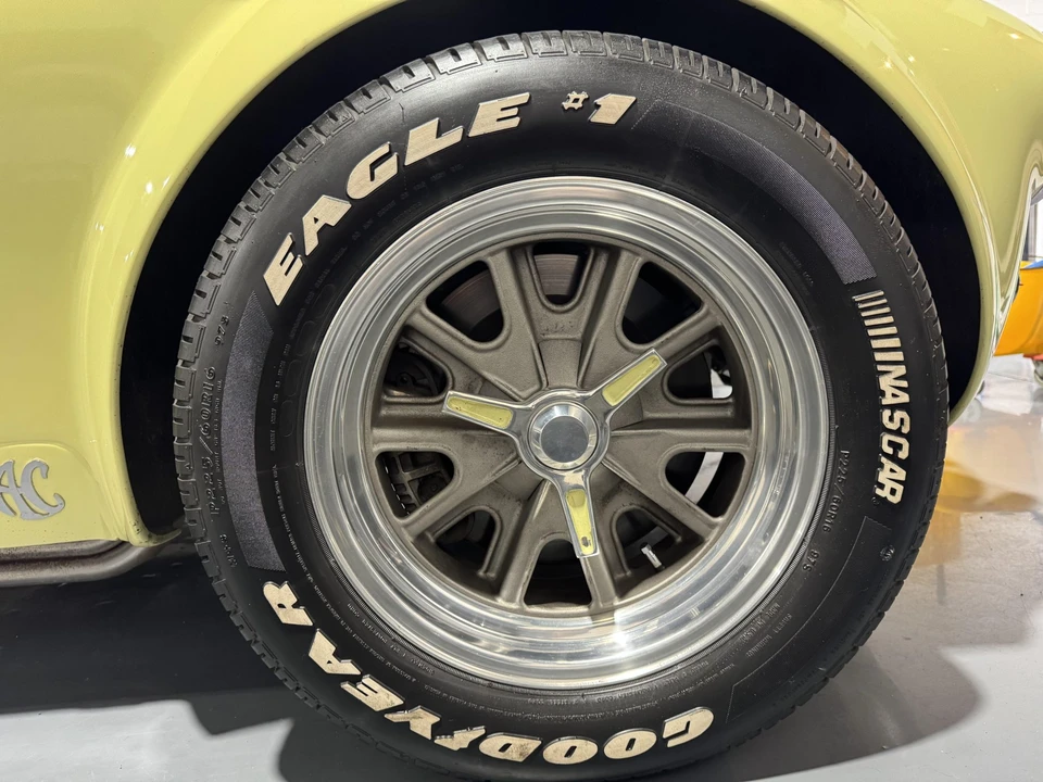 Shelby Cobra Replica - Image 20 of 31