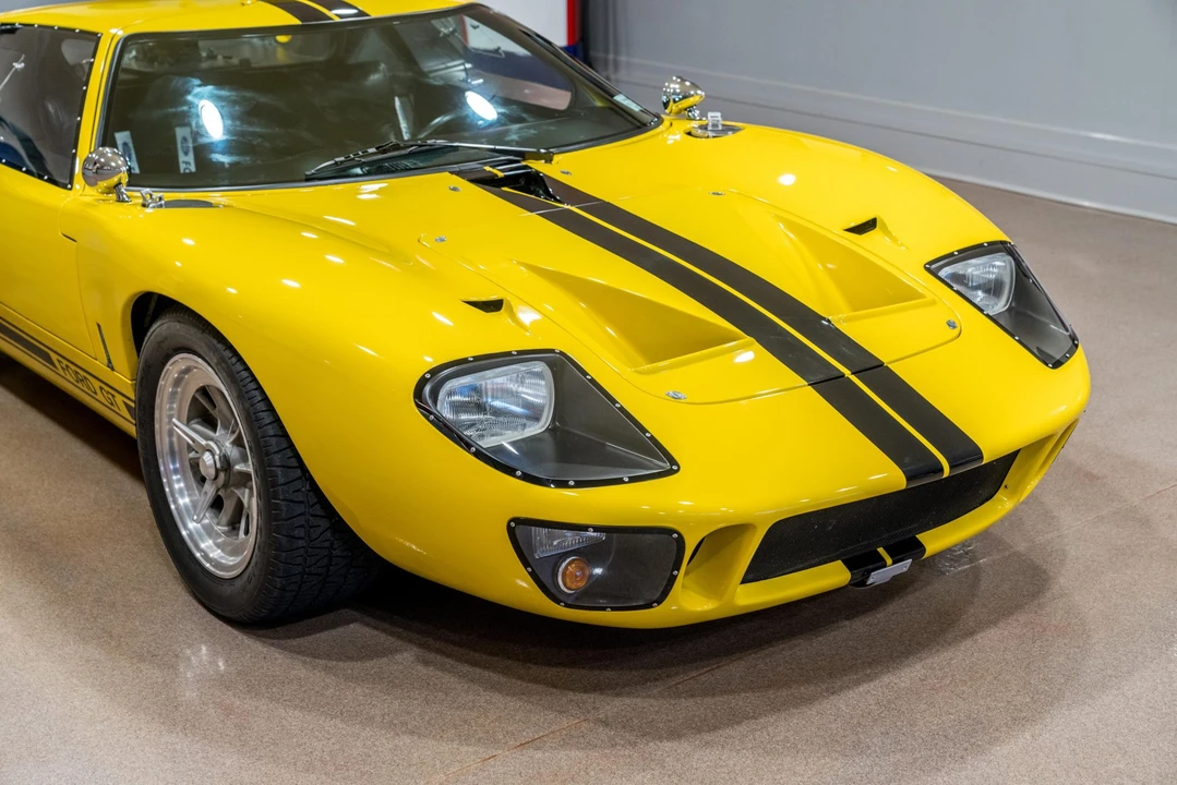 Ford Replica - Image 17 of 31