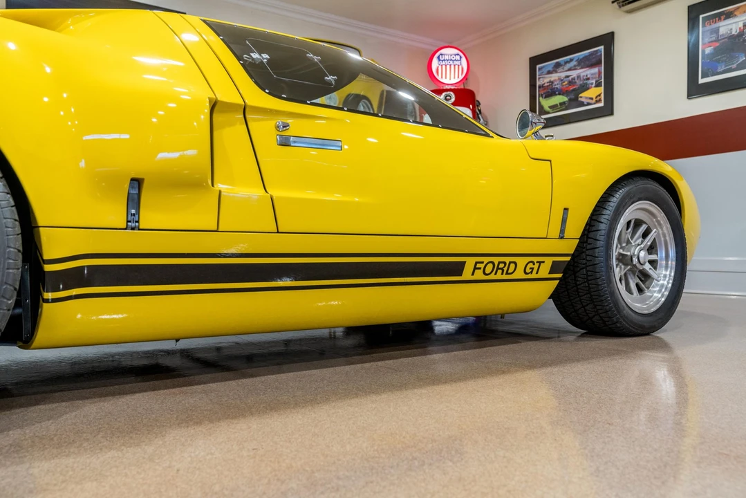 Ford Replica - Image 24 of 31