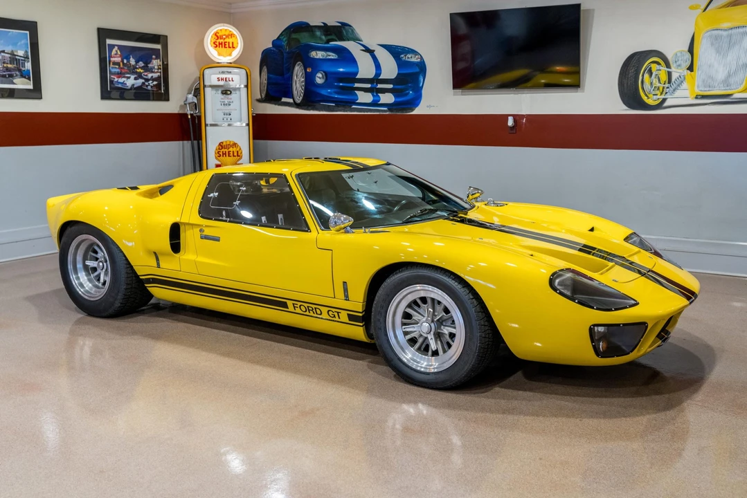 Ford Replica - Image 13 of 31