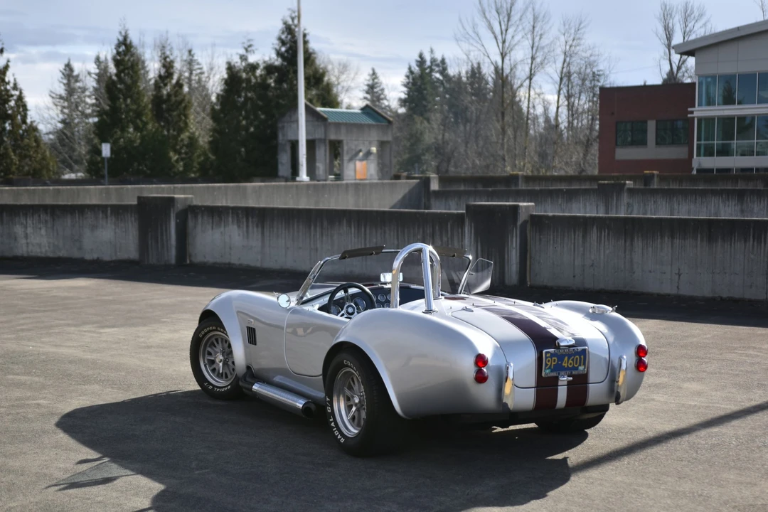 Shelby Cobra Replica - Image 18 of 31