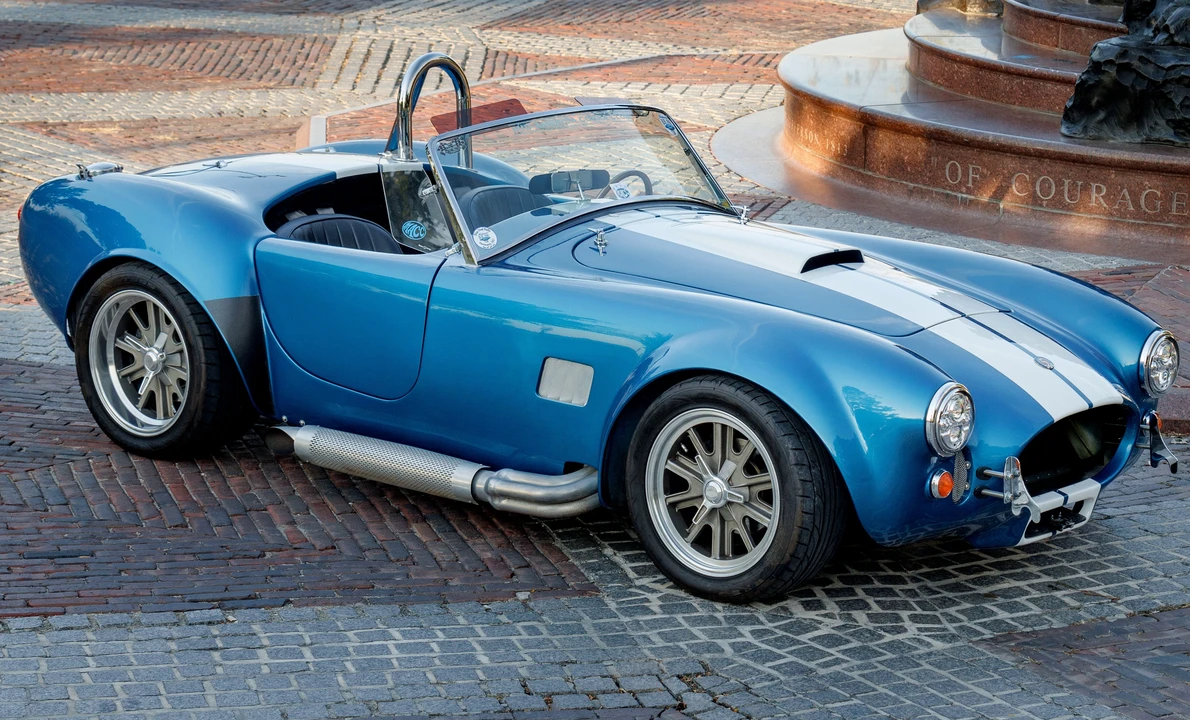 Shelby Cobra Replica - Image 2 of 31