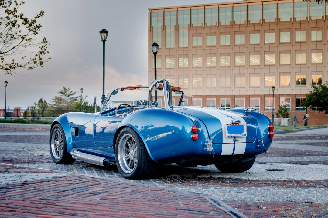 Shelby Cobra Replica - Image 6 of 31