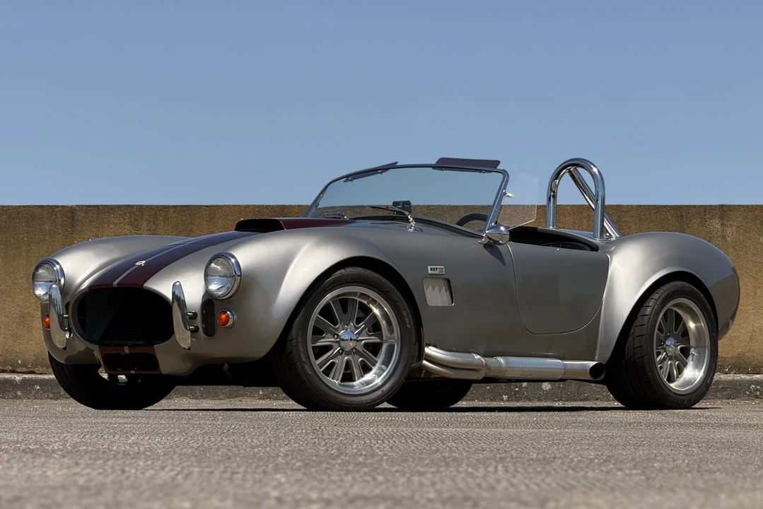 Shelby Cobra Replica - Image 10 of 31
