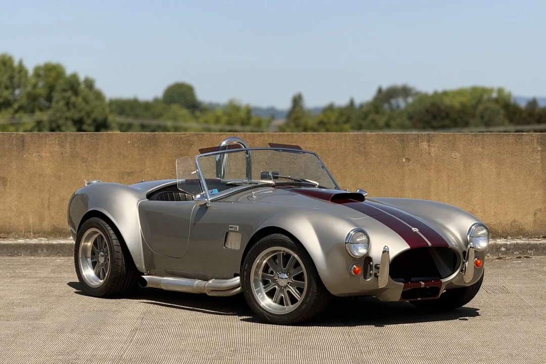 Shelby Cobra Replica - Image 28 of 31
