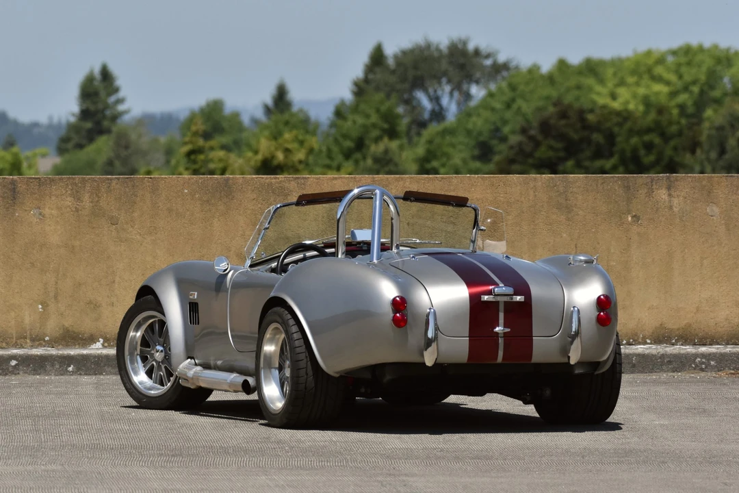 Shelby Cobra Replica - Image 16 of 31