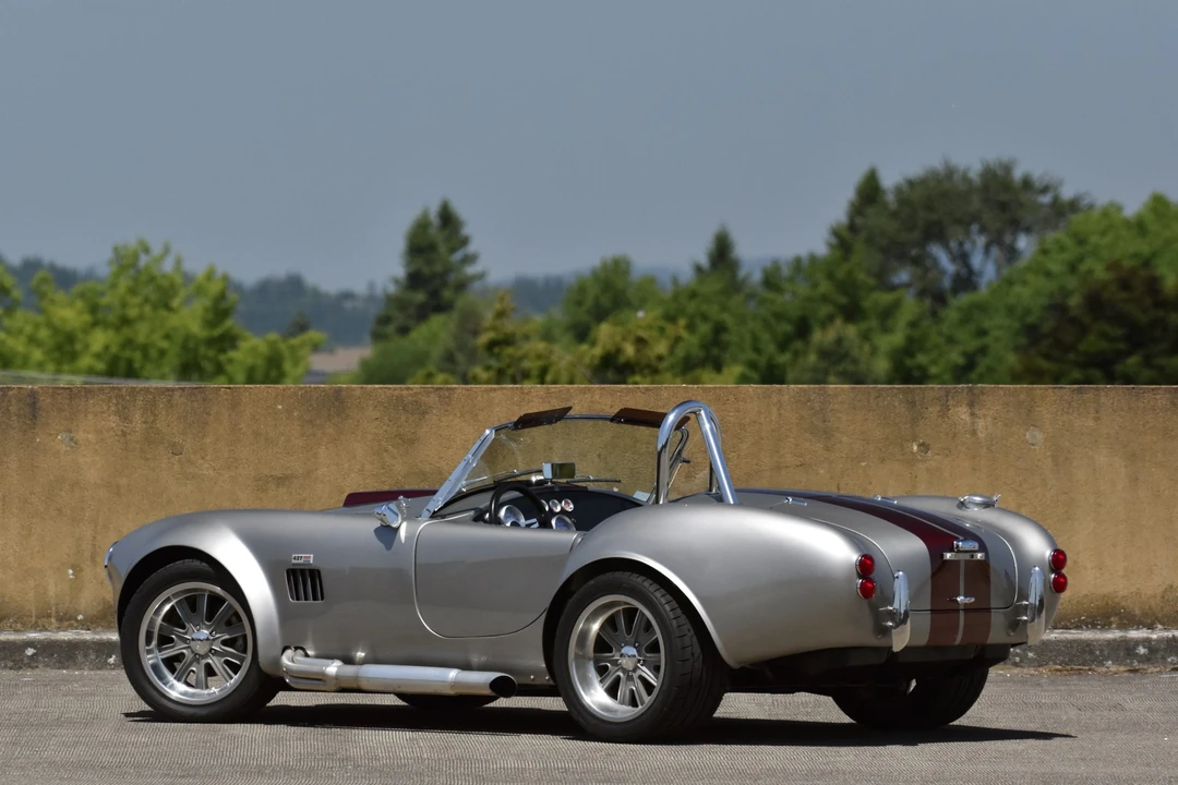 Shelby Cobra Replica - Image 13 of 31