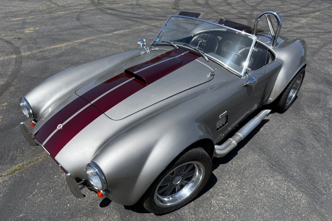 Shelby Cobra Replica - Image 4 of 31
