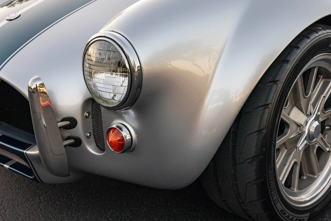 Factory Five Roadster - Image 11 of 31