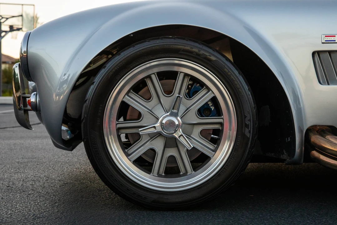 Factory Five Roadster - Image 31 of 31