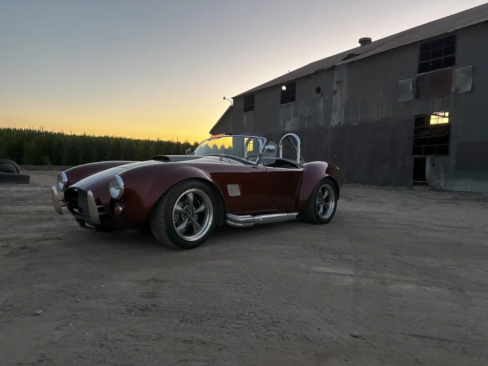Shelby Cobra Replica - Image 21 of 31