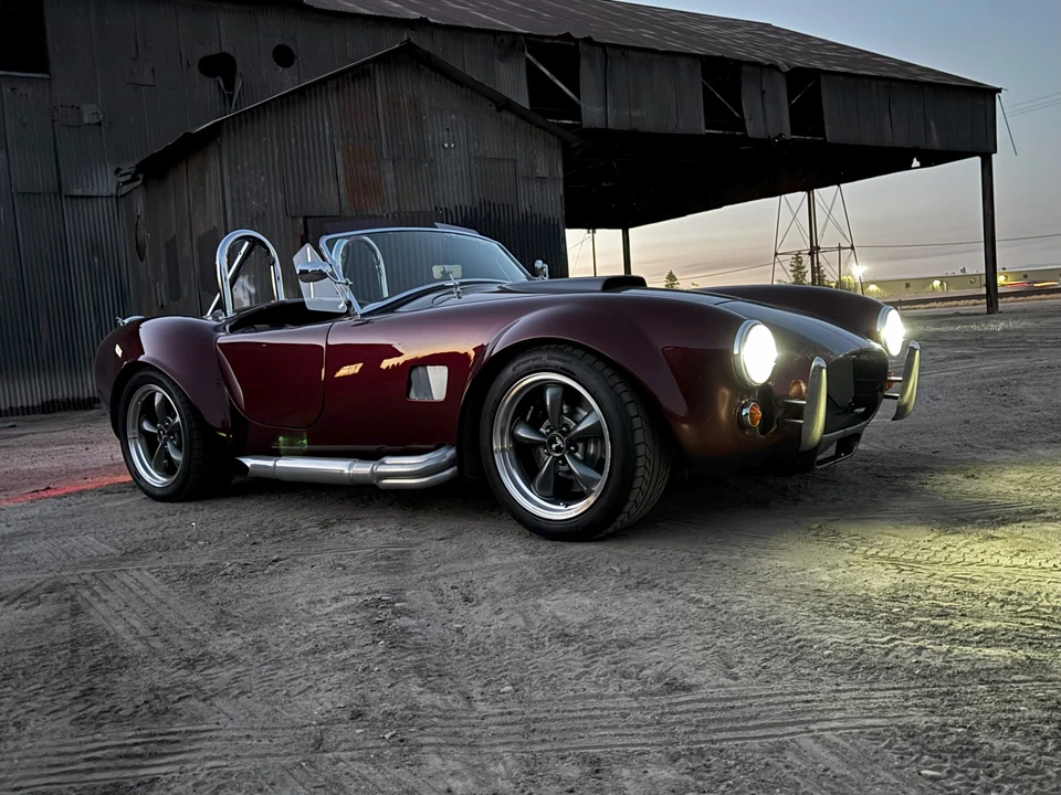 Shelby Cobra Replica - Image 25 of 31