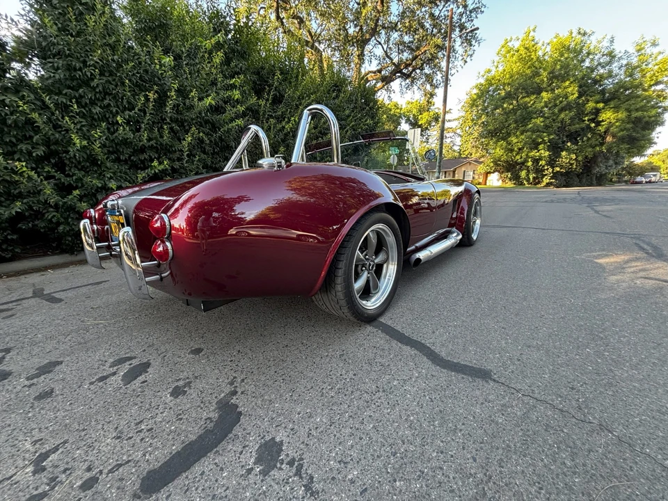 Shelby Cobra Replica - Image 11 of 31