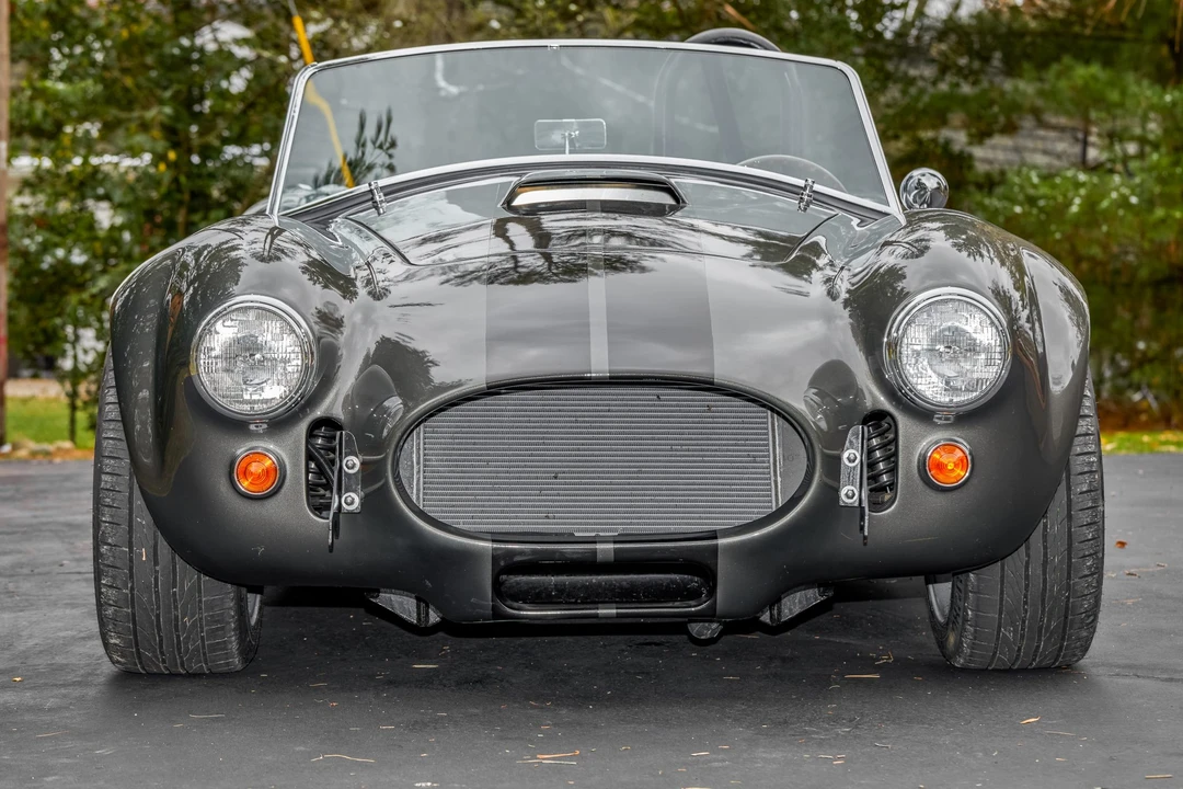 Shelby Cobra Replica - Image 9 of 31