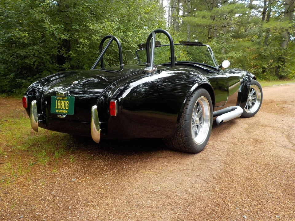 Shelby Cobra Replica - Image 11 of 31