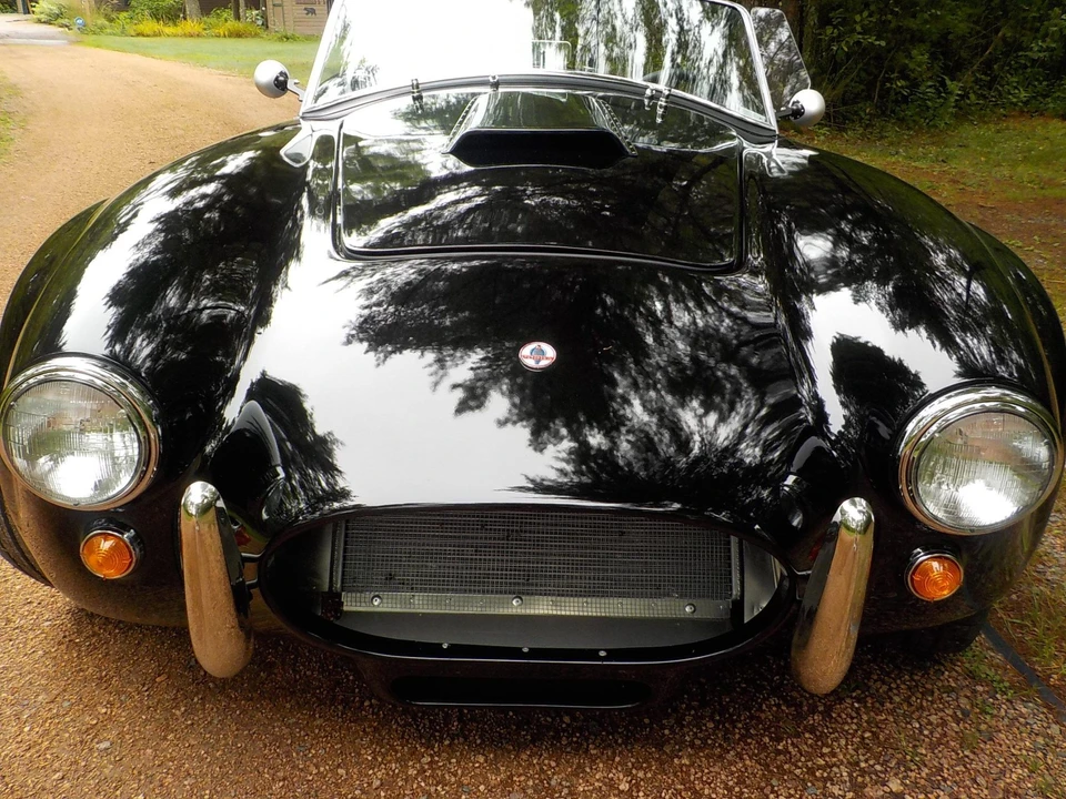 Shelby Cobra Replica - Image 18 of 31