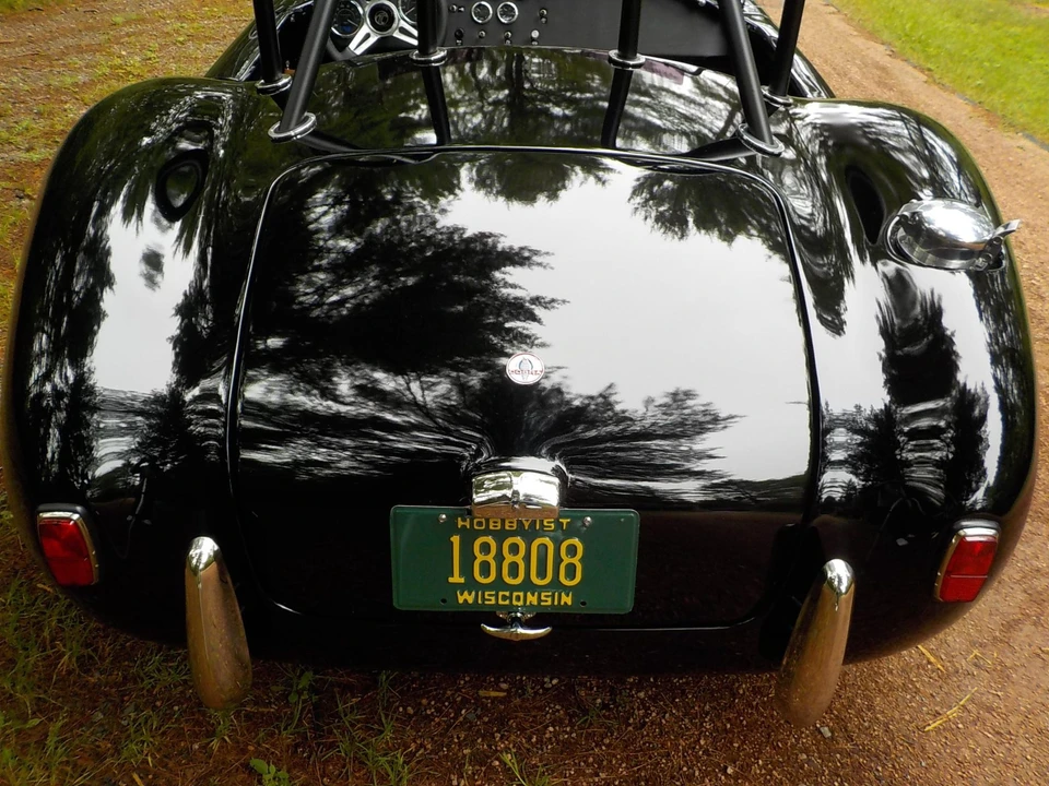 Shelby Cobra Replica - Image 26 of 31