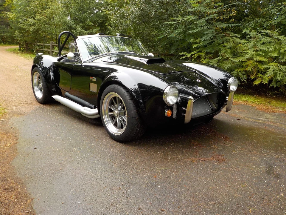 Shelby Cobra Replica - Image 8 of 31