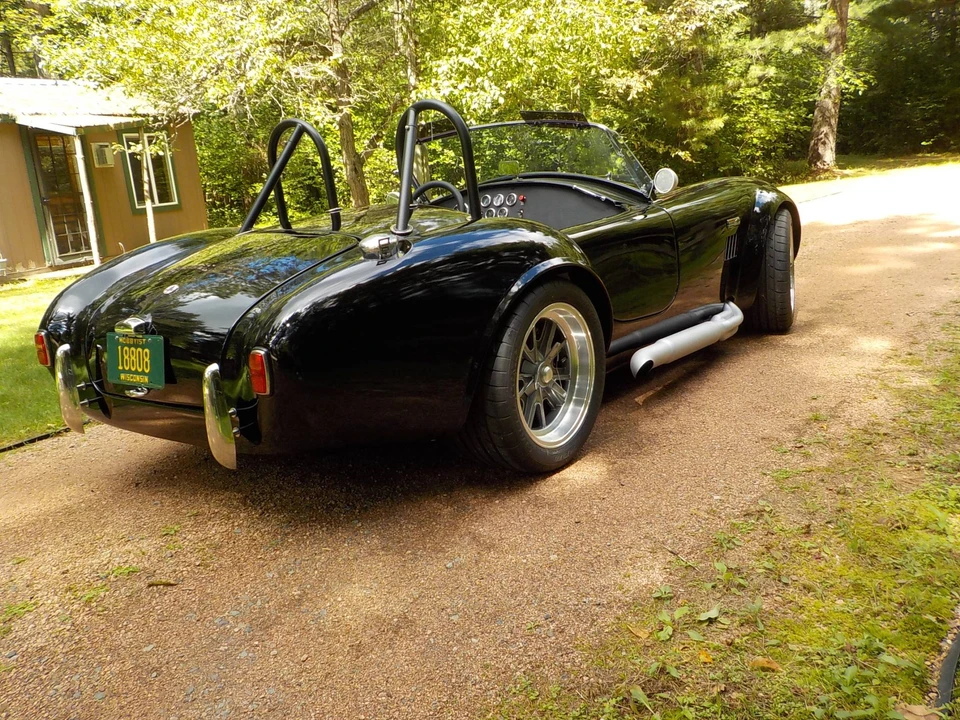 Shelby Cobra Replica - Image 10 of 31