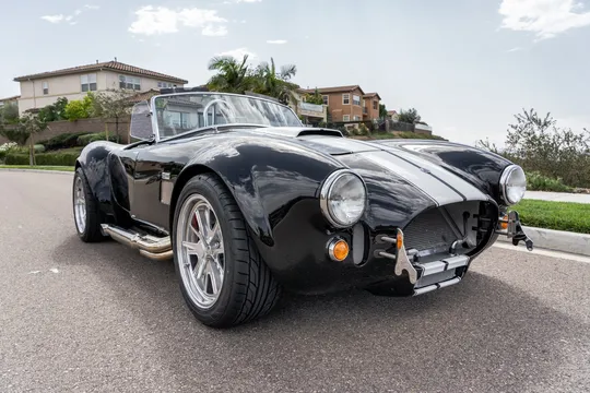 Shelby Cobra Replica - Image 4 of 31