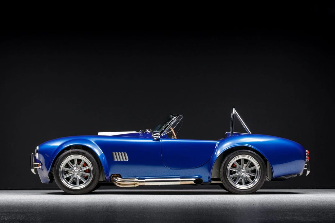 Shelby Cobra Replica - Image 14 of 31